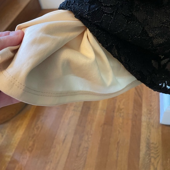 LULAROE Elegant Dress. Beautiful - Picture 4 of 6